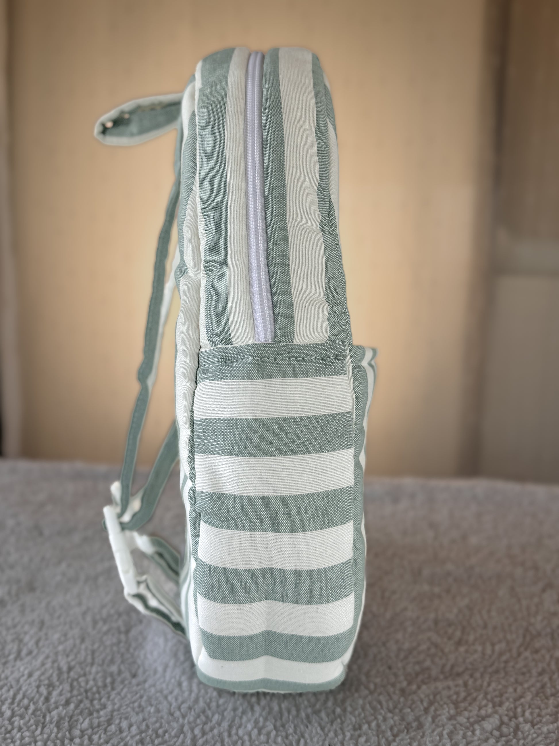 Mochila de Rayas Verdes