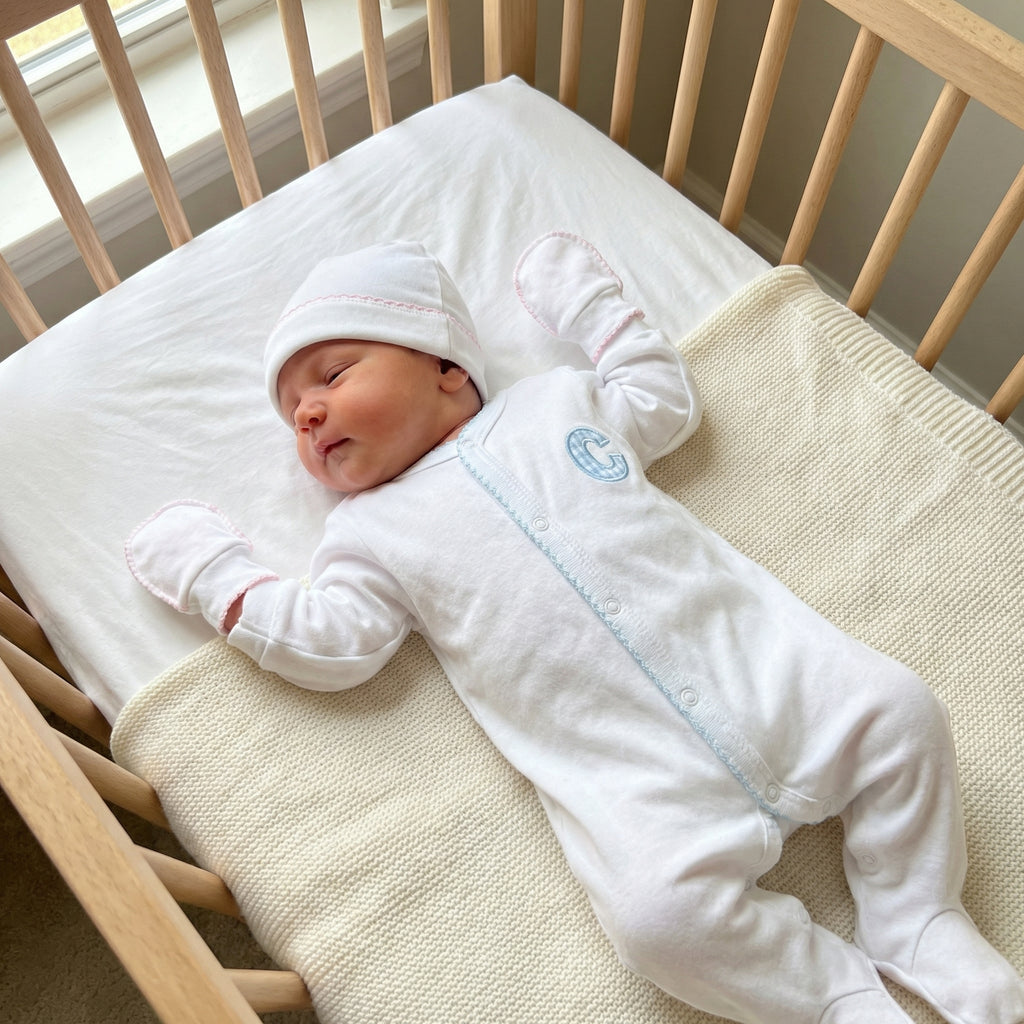 Pack Pijama, Gorro y Manoplas Personalizado