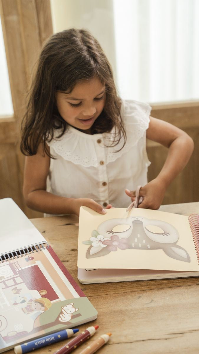 Libro Recorta y Pinta Máscaras - Little Dutch