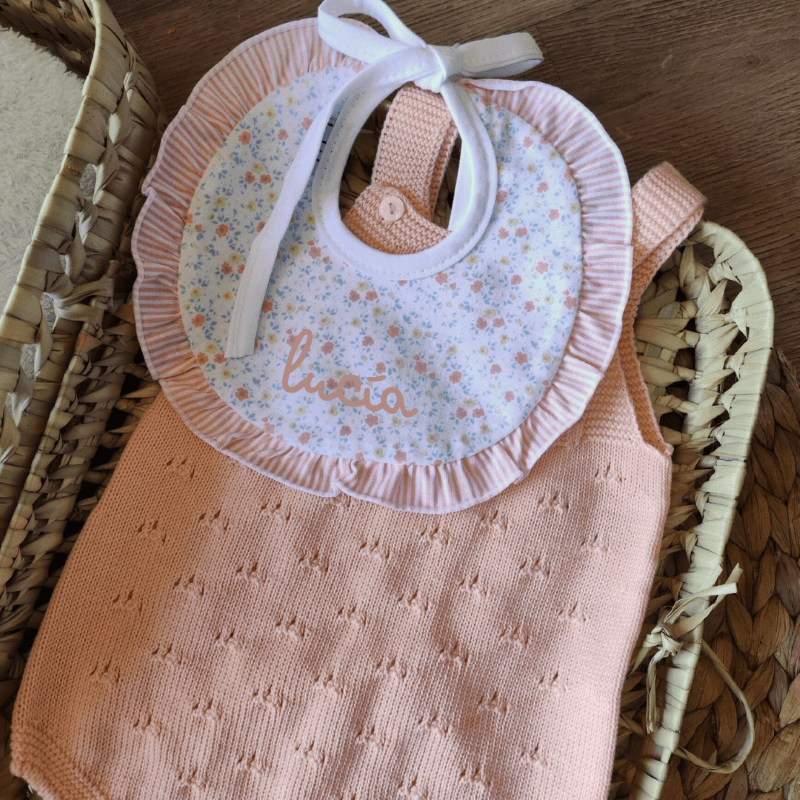 Babero Flores Mandarina personalizado - regalo bebé | Mi Luna Lunera